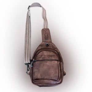 Latmap Multifunctional Crossbody Bag - EUC -